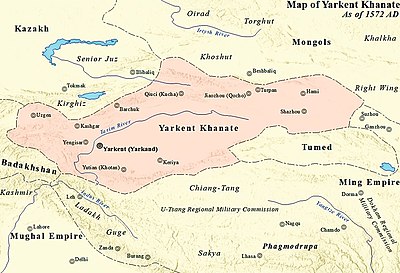 What was the population of the Yarkent Khanate at its peak?