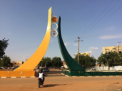 In which year was Niamey designated as the capital of Niger?