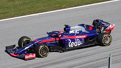 Kvyat started his Formula One career with which team?