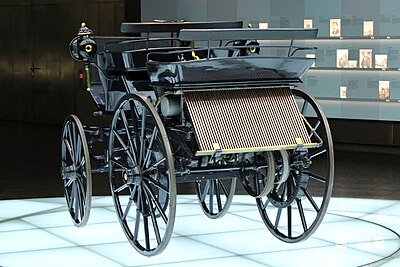 What was the date of Gottlieb Daimler's death?
