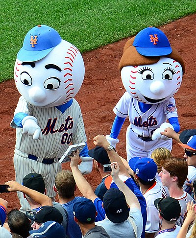 Which league has New York Mets played in or played for?