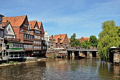 Who is the Mayor of Lüneburg?