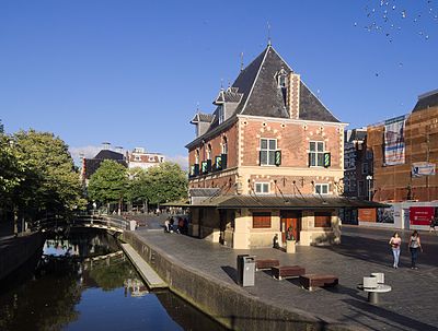 In which year was Leeuwarden granted city privileges?