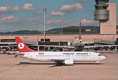 Which airport was the previous main hub of Turkish Airlines?