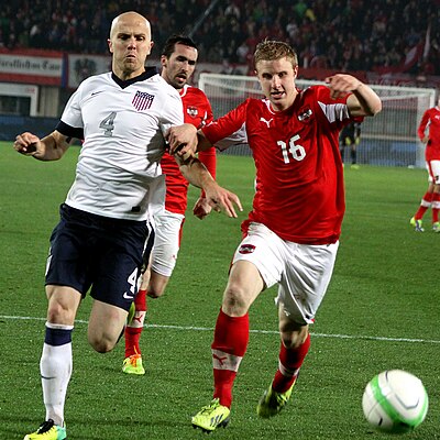 Which Major League Soccer team did Michael Bradley begin his professional career with?