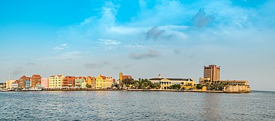 What country does Curaçao, and thus Willemstad, form a constituent of?