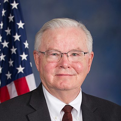 Which president's immigration ban did Joe Barton support?