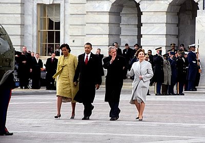 In what year did Laura Bush meet George W. Bush?
