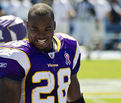 Which Minnesota Vikings player was known as "The Freak"?