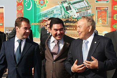 Who was the predecessor to Gurbanguly Berdimuhamedow as the President of Turkmenistan?