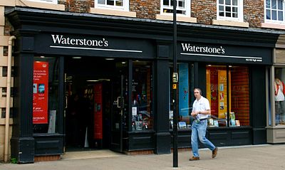 Who was Waterstones sold to in 1993?
