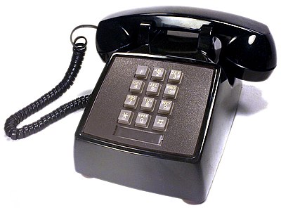 Which groundbreaking telephone switch system was developed by Western Electric?