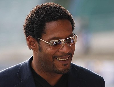 What is Javier Sotomayor’s middle name?