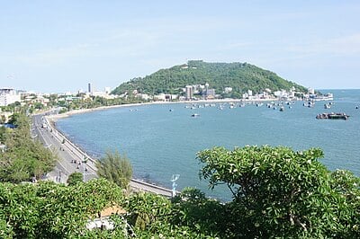 What is the unique geographical feature of Vũng Tàu?