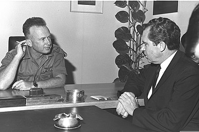 What was Yitzhak Rabin's notable decision in response to the Entebbe hijacking in 1976?