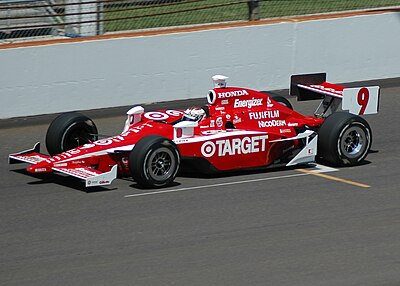 In which year did Dixon win his first IndyCar championship?