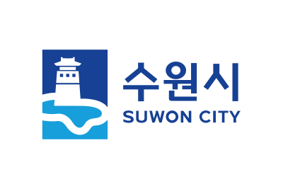 What type of self-governance does Suwon have?