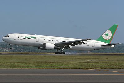 What type of aircraft does EVA Air's subsidiary, UNI Air, primarily operate?