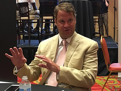 In 2009, Lane Kiffin was the head coach of which college football team?