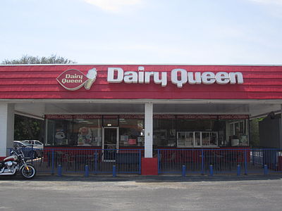 How many Dairy Queen locations are there worldwide?