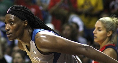 At what age did Sylvia Fowles retire from professional basketball?