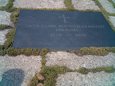 When did Jacqueline Kennedy Onassis die?