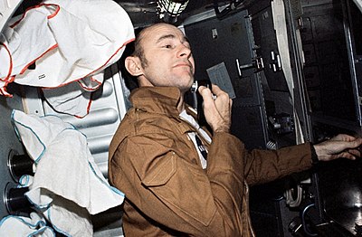 What was the name of the space station Alan Bean visited?