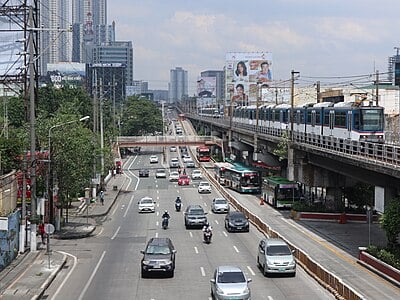 Which of the following cities or administrative bodies are twinned to Quezon City?[br](Select 2 answers)