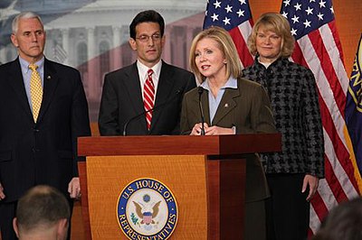 What district did Marsha Blackburn represent in the United States House of Representatives from 2003 to 2019?