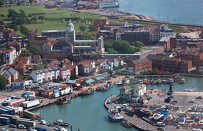 Which former Prime Minister was born in Portsmouth?