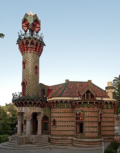 When was Antoni Gaudí born?