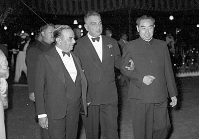 Huseyn Shaheed Suhrawardy served as the Prime Minister of which country?
