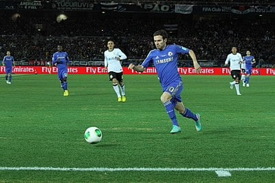 In which position does Juan Mata mostly play?