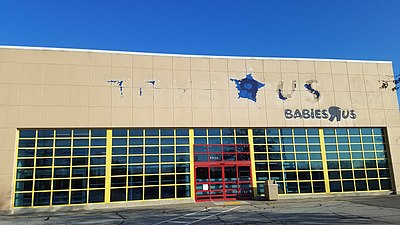 What was the original name of Toys "R" Us before it became a toy store?