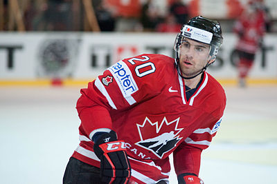 Which professional ice hockey team does John Tavares captain?