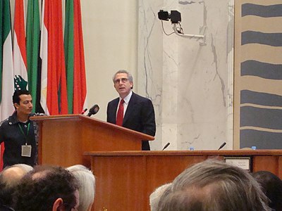 Which two armed groups clashed with the government during Zedillo's presidency?