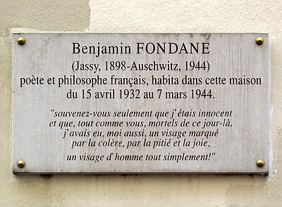In which city did Fondane relocate to in 1923?