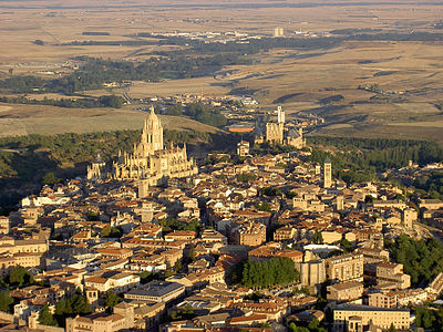 In which autonomous community is Segovia located?