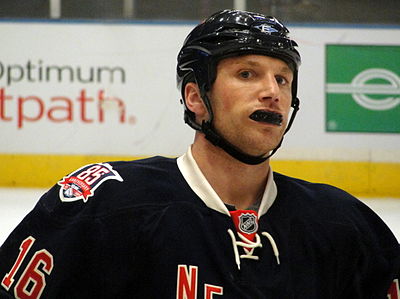 What was Avery’s jersey number while with the New York Rangers?