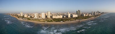Which major city is Bat Yam located just south of?
