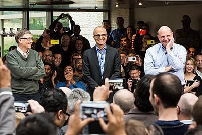 In which field did Satya Nadella earn his master's degree from the University of Wisconsin-Milwaukee?