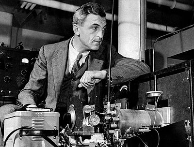 Who shared the Nobel Prize with Felix Bloch?