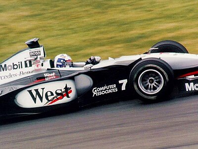 How many Formula One Grand Prix victories did Coulthard achieve?