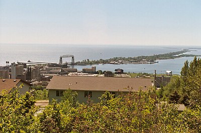 What are the twin cities of Duluth?