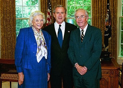 What was Sandra Day O'Connor's profession prior to becoming a Supreme Court Justice?