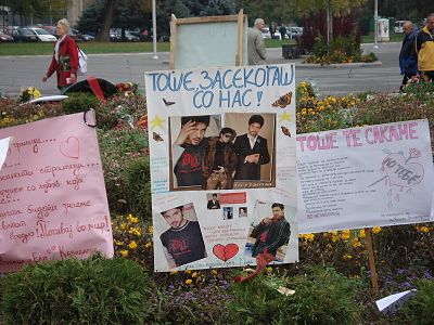 In what year did Toše Proeski tragically pass away?
