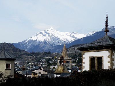 Has Sion at any point in time been the capital city of [url class="tippy_vc" href="#2055177"]Simplon[/url]?