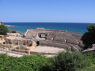 What is the name of the main port in Tarragona?