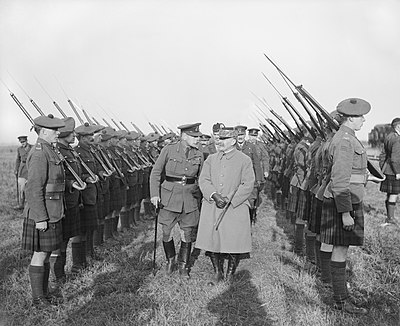 In which battle did Douglas Haig command the BEF in 1917?