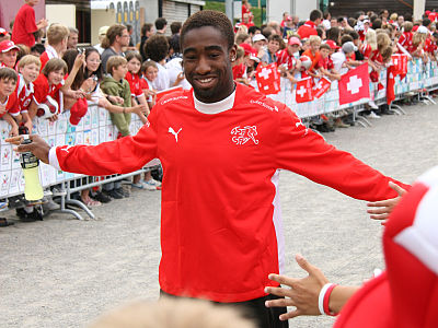 What position did Johan Djourou primarily play in his professional football career?